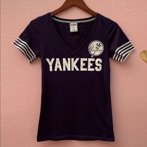 PINK Victoria’s Secret New York Yankees V Neck Tee